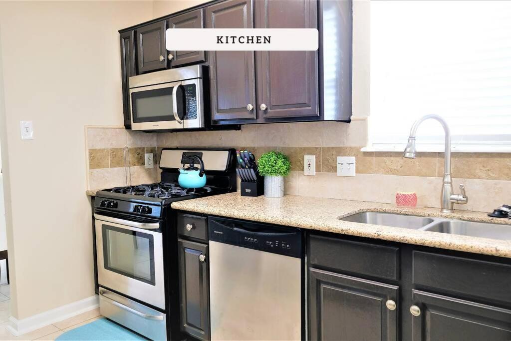 Вилла Exceptional, 5 Beds, Near Downtown - Bold Ruler Стаффорд Экстерьер фото
