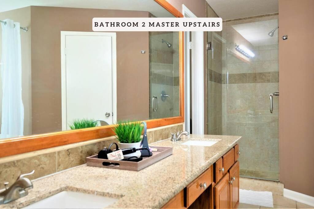 Вилла Exceptional, 5 Beds, Near Downtown - Bold Ruler Стаффорд Экстерьер фото